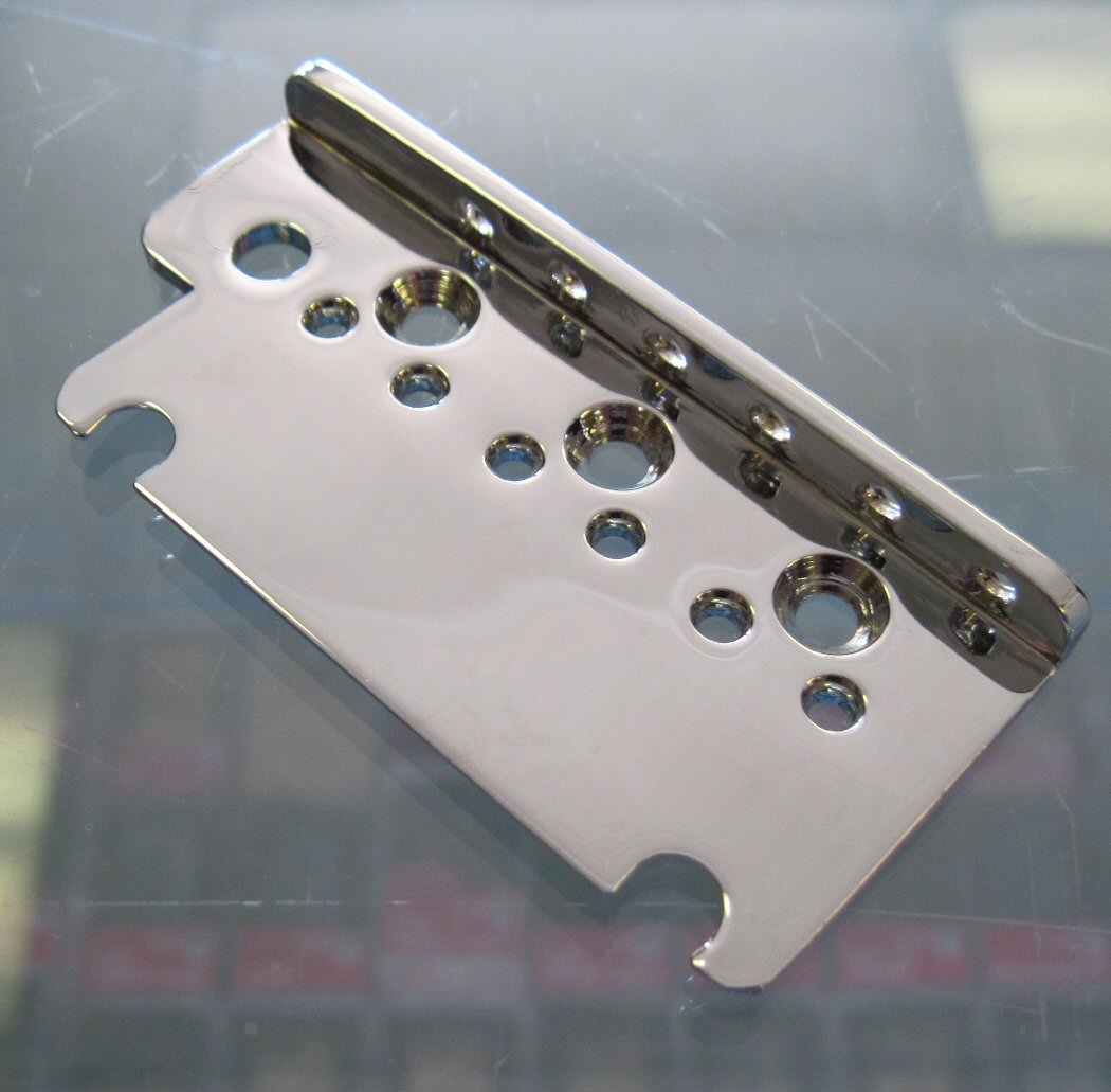 Fender American Deluxe Ultra Elite Stratocaster Bridge Plate 0036527000