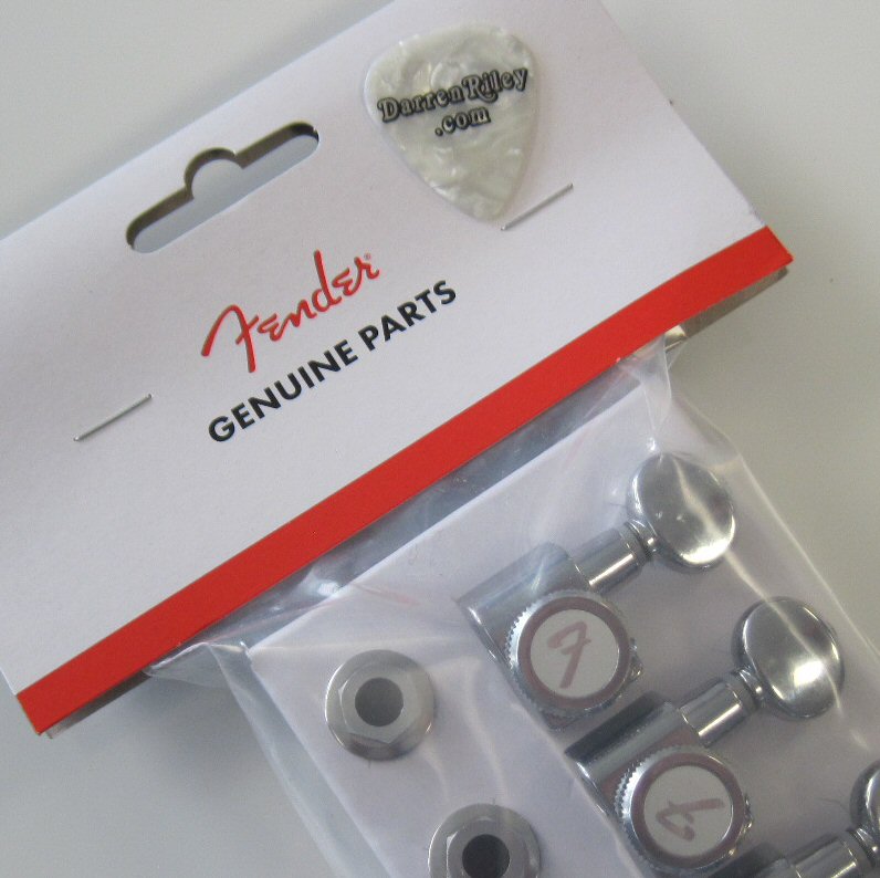 Fender Locking Tuners with Vintage Buttons 0990818500 099-0818-500