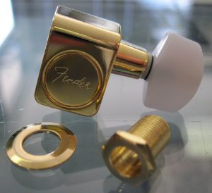 Fender Deluxe Gold Tuners with White Pearloid Buttons 0990846200
