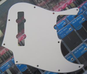 Fender American Standard Jazz Bass V Pickguard White 0048737000