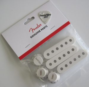 Fender American Vintage 50s Stratocaster Accessory Kit 0992096000
