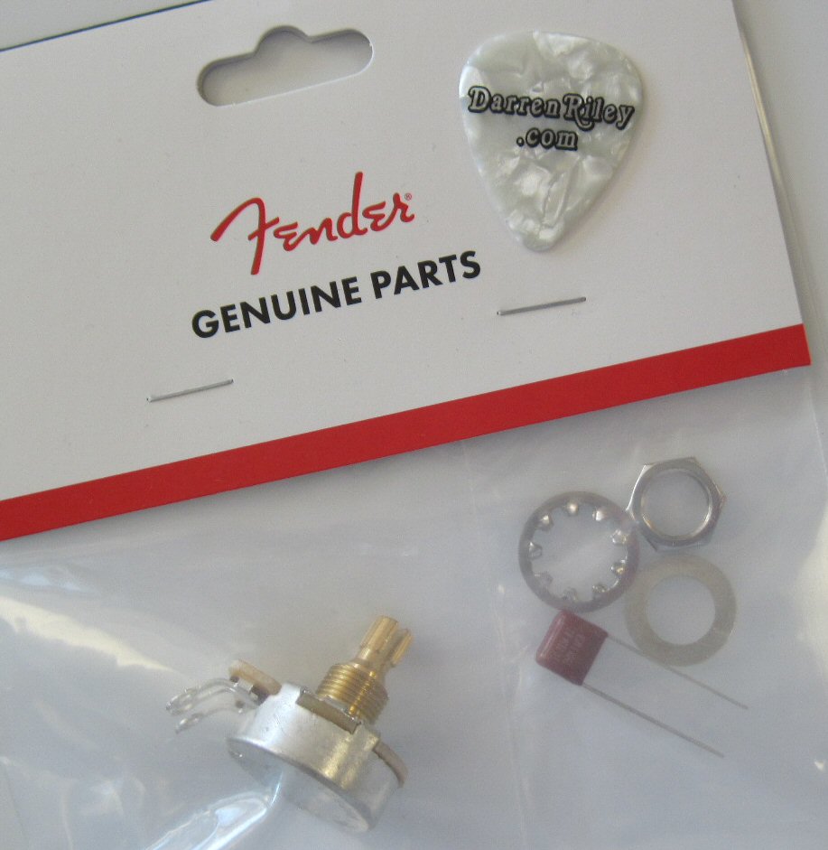 Fender 250k No-Load Split Shaft Pot 0990832000